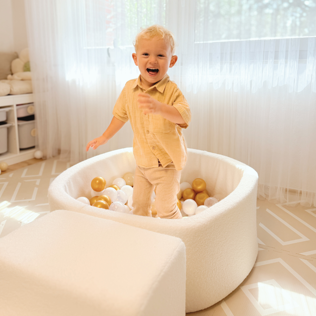 MeowBaby.de MeowBaby Schaumspielset Bouclé creme/weiß mit Bällebad, 200 Bälle