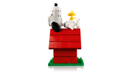 LEGO Peanuts: Snoopys Hundehütte