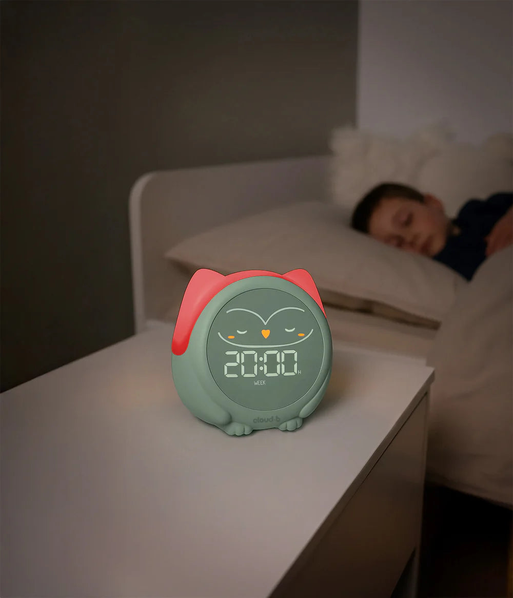 cloud-b Owlie Schlaftrainer | Magischer Wecker ab 3 Jahren