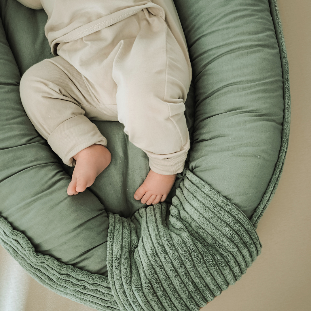 MeowBaby.de MeowBaby Babynest Cord – Classic Cord Edition für Neugeborene