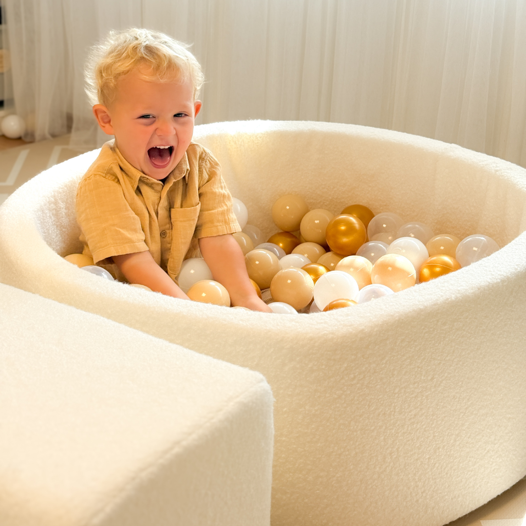 MeowBaby.de MeowBaby Schaumspielset Bouclé creme/weiß mit Bällebad, 200 Bälle