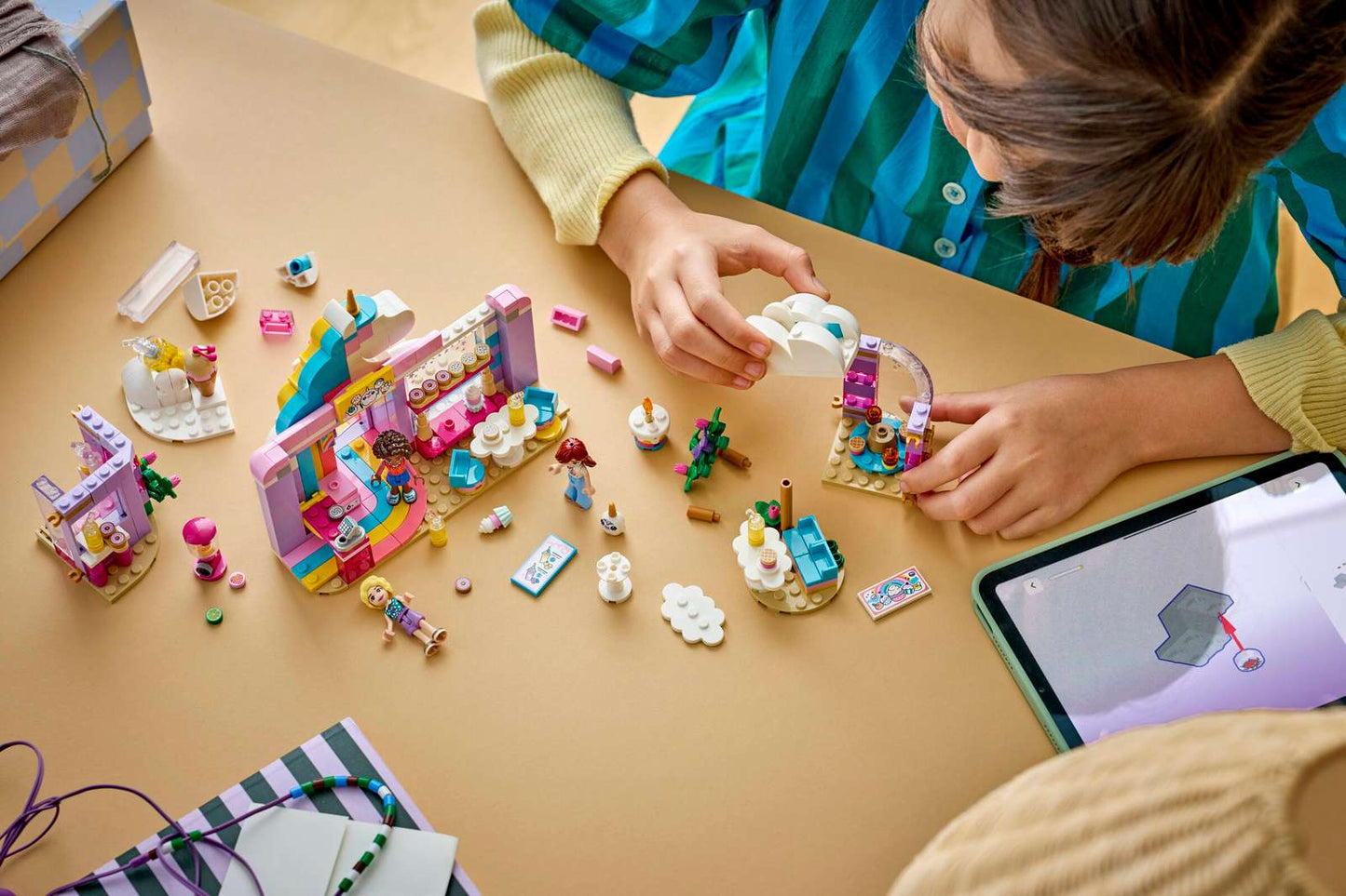LEGO® Friends #42684 Einhorn-Traumcafé