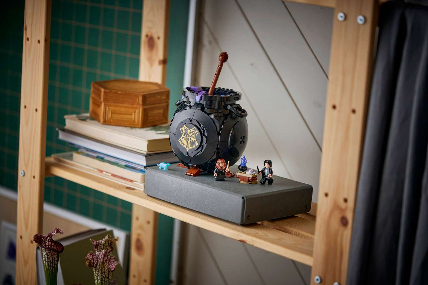 LEGO® Harry Potter™ #76464 Kessel: Geheimes Klassenzimmer für Zaubertränke