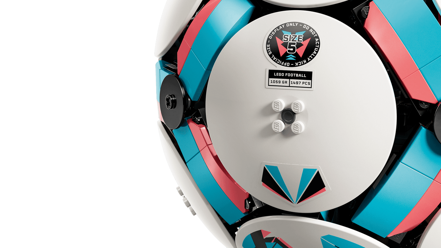 LEGO® Editions #43019 Fußball  Average rating 4.9 out of 5 stars